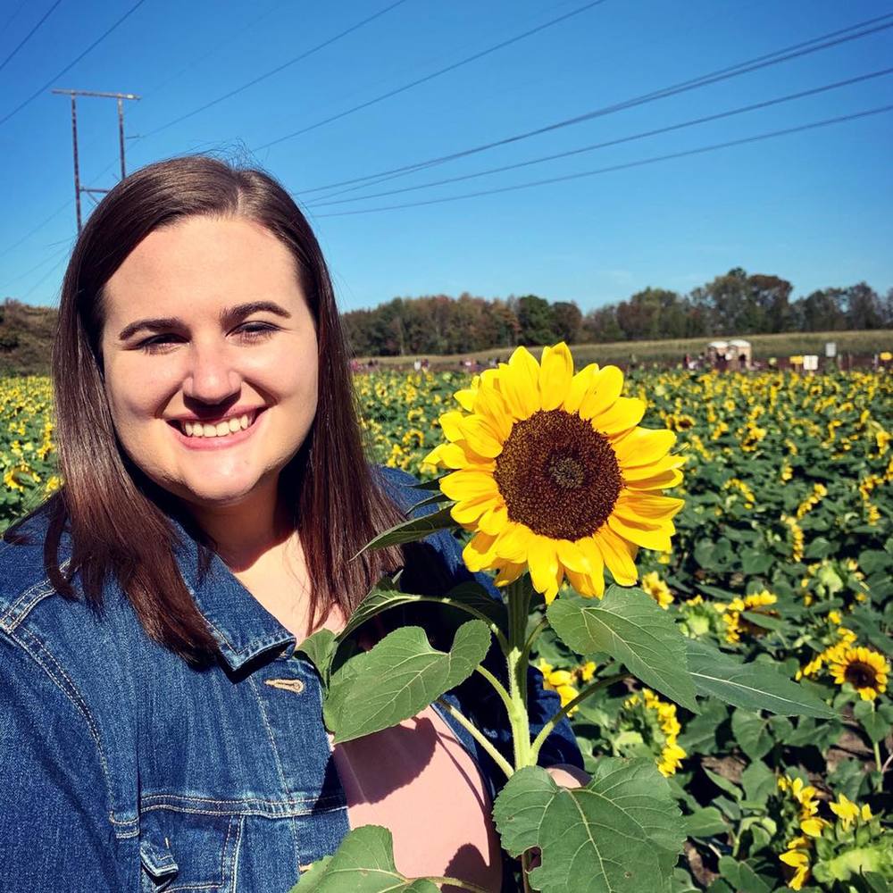 Meet your Posher, Elana